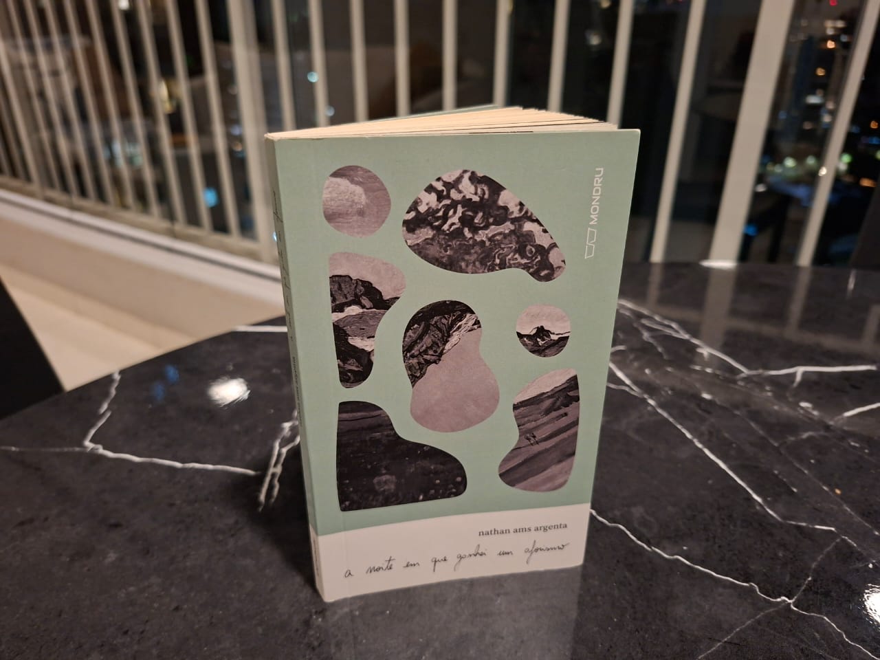 Lendo e relendo “A noite em que ganhei um aforismo”, livro de Nathan Ams Argenta