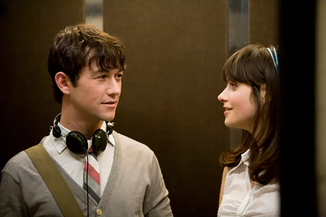 Chegou a hora de admitir: os chatos que não usam fones de ouvido venceram